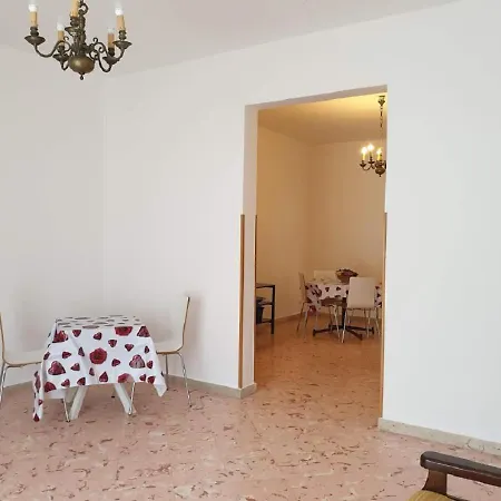 Apartment Charles Cefalu