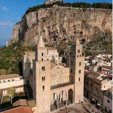 Lejlighed Charles Cefalù