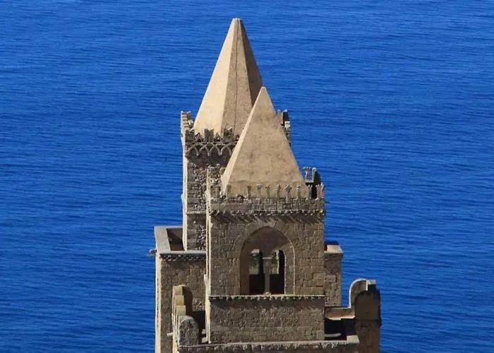 Apartment Charles Cefalu