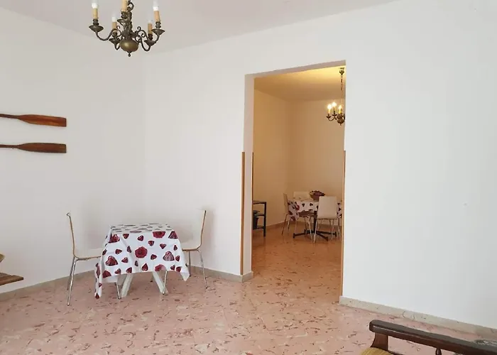 Apartment Charles Cefalu